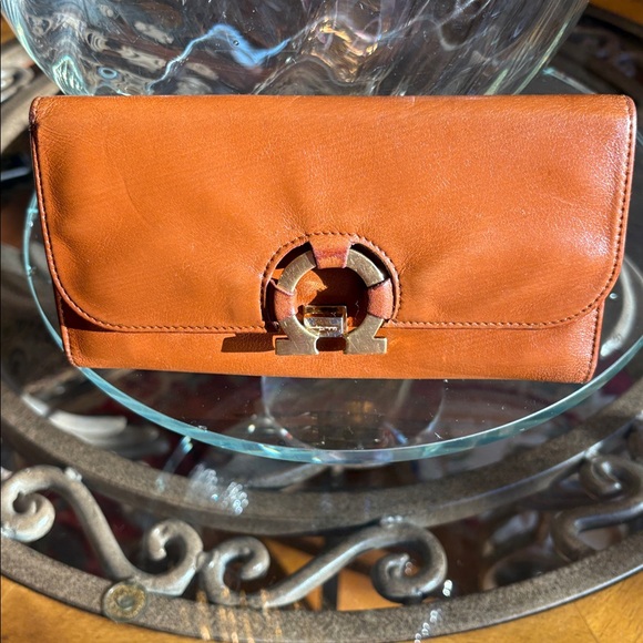 Salvatore Ferragamo Long Continental Wallet - Picture 2 of 13